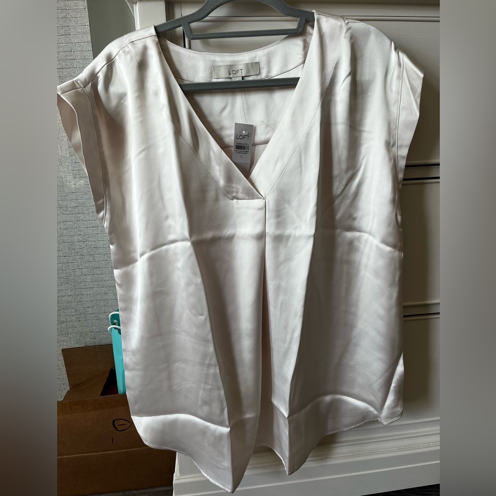 LOFT Women's off White Satin Top